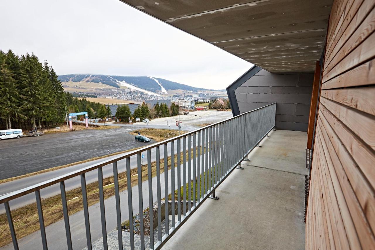 Mountain Apartments Klinovec Hexagon Loučná pod Klínovcem Eksteriør billede